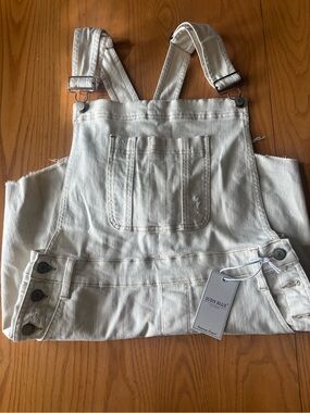 NEW with Tags! Judy Blue Cream Denim Overall Shorts
